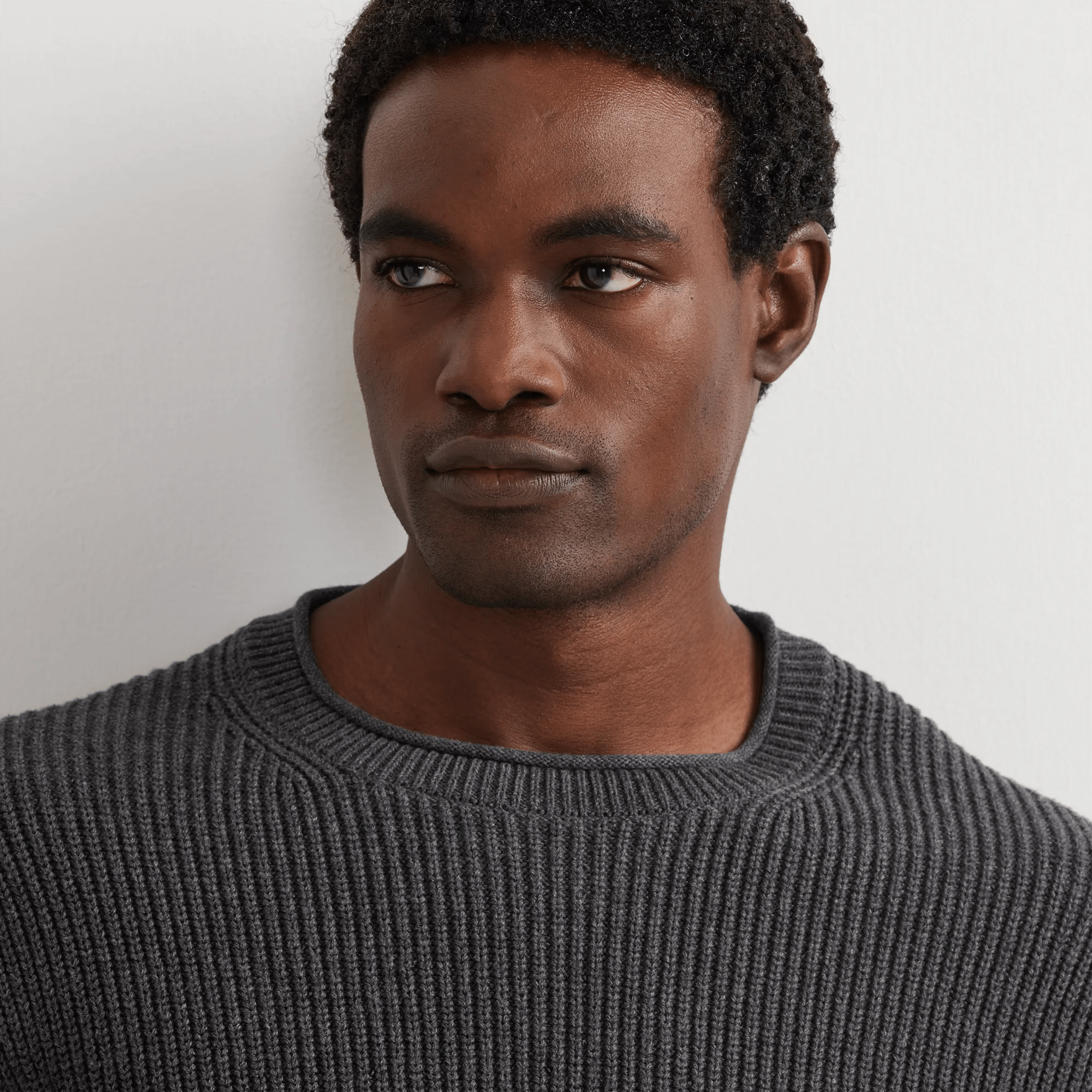 Signature Roll Neck Sweater - Solid