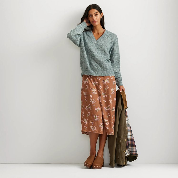 Women's Signature V-Neck Sweater