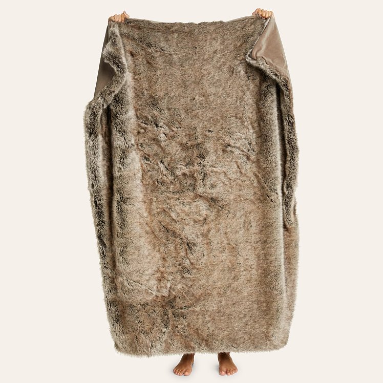 Lodge Faux Fur Throw Eddie Bauer