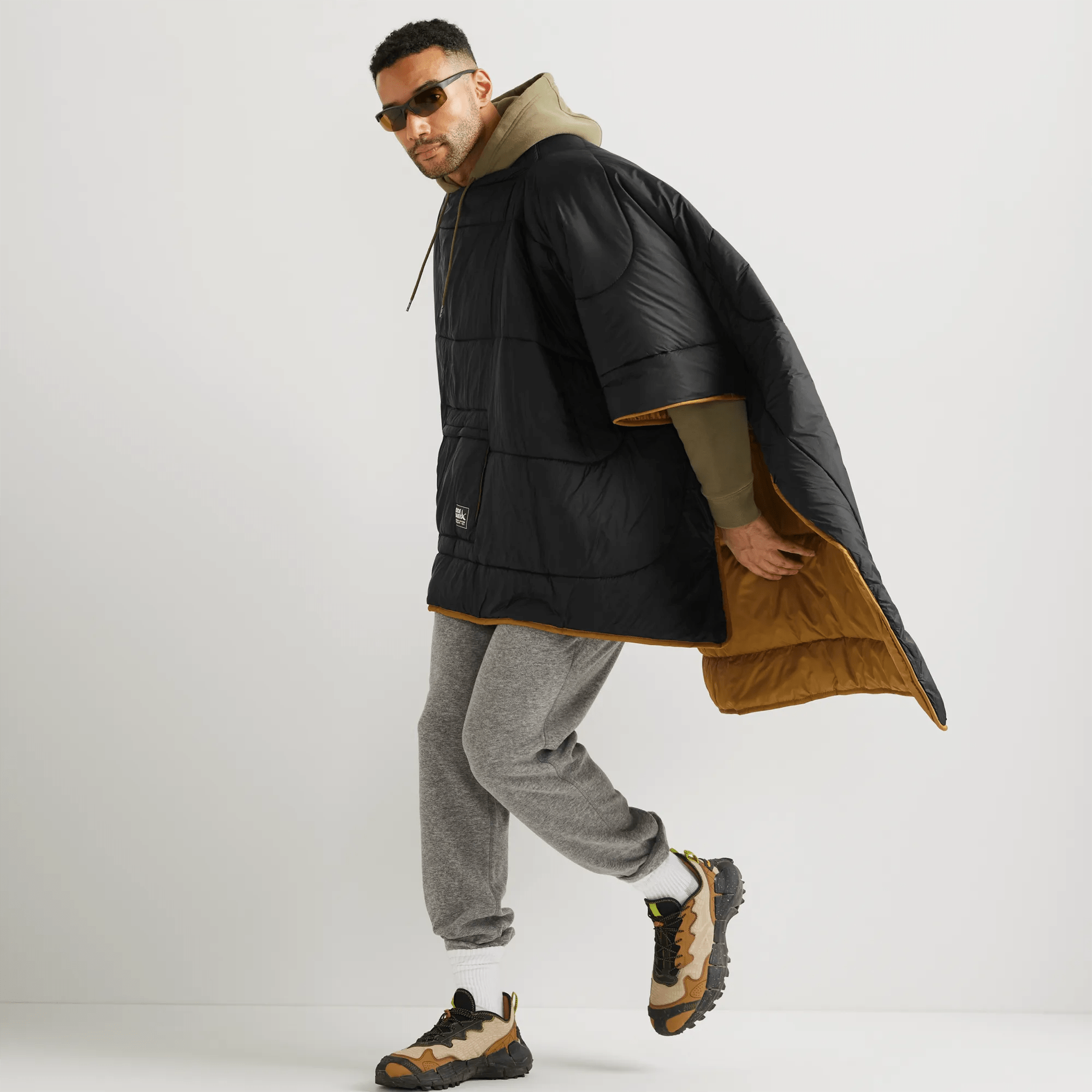 PonchoPuff  2-In-1 Blanket &Poncho