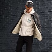 alt image