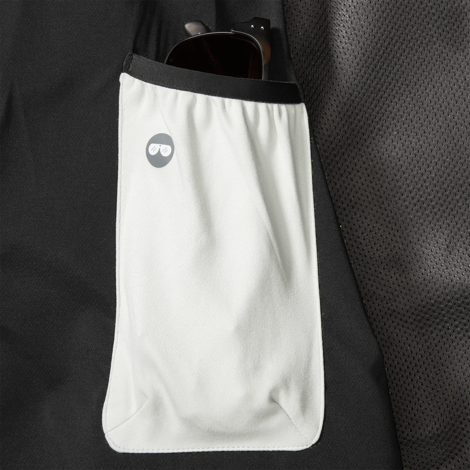 Ultimate Voyager Travel Blazer