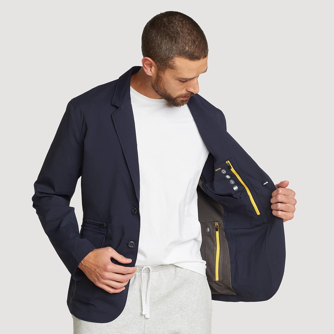 Men's Ultimate Voyager Travel Blazer