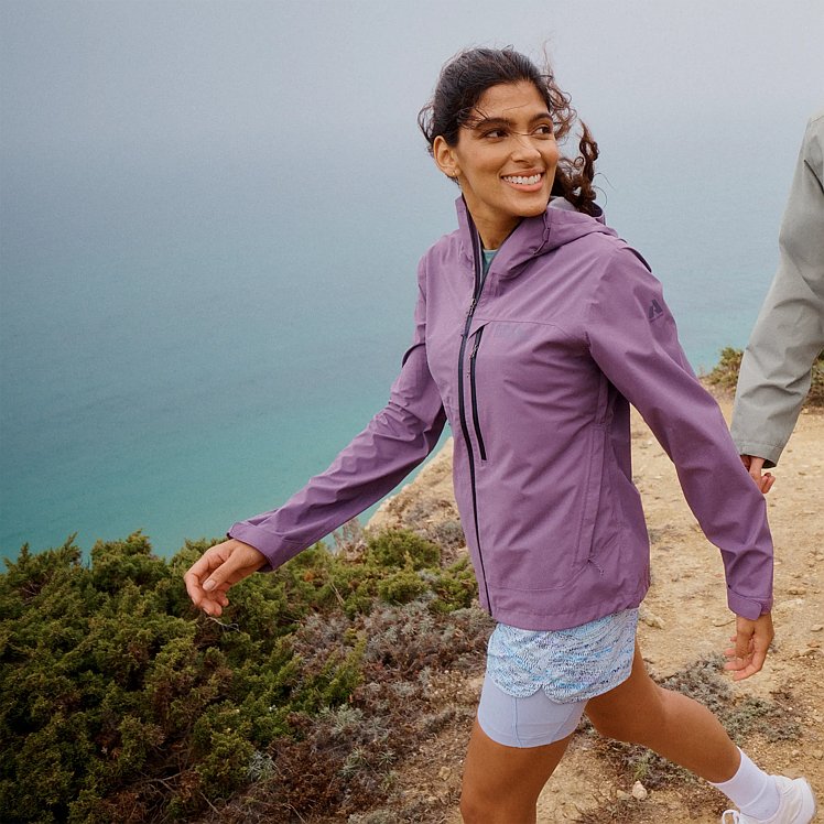 Women's Cloud Cap 3L Waterproof Rain Jacket