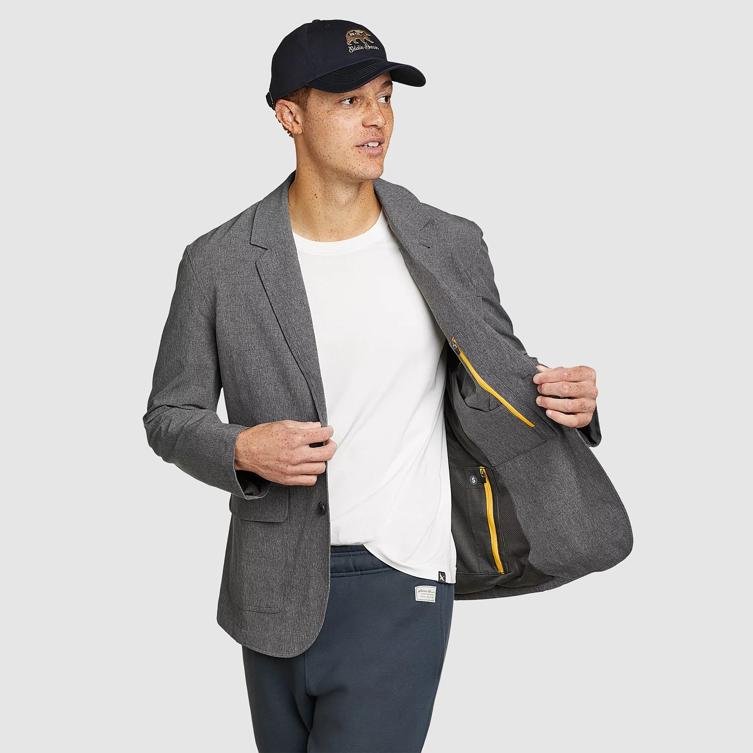 Men's Ultimate Voyager Travel Blazer