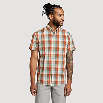 Image of Men's Voyager Flex Short-Sleeve Shirt